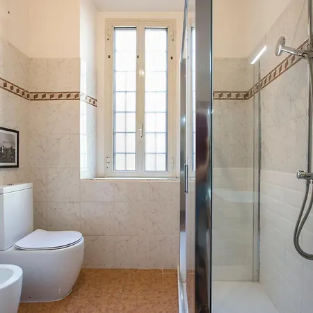 Trevi Fountain House Deluxe Rome