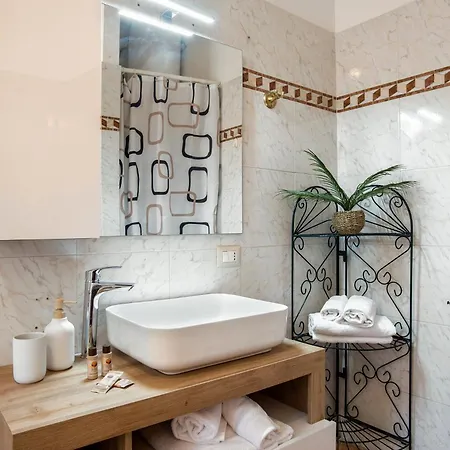 Trevi Fountain House Deluxe * Rome