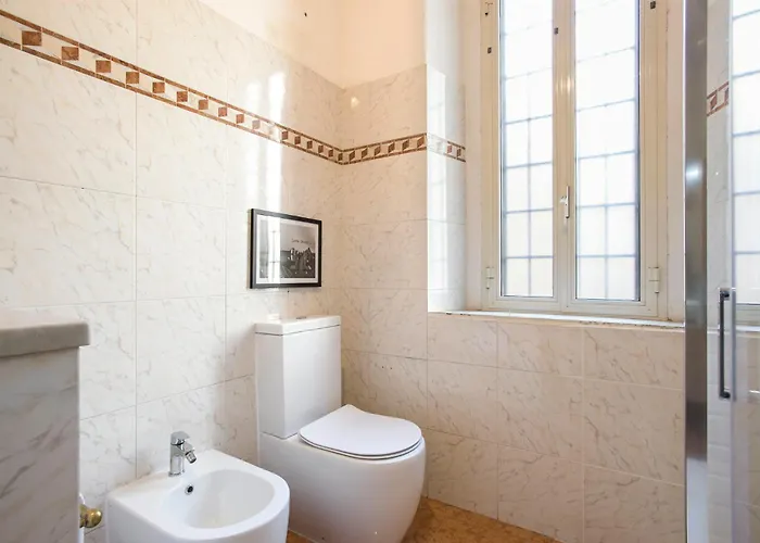 アパート Trevi Fountain House Deluxe ローマ